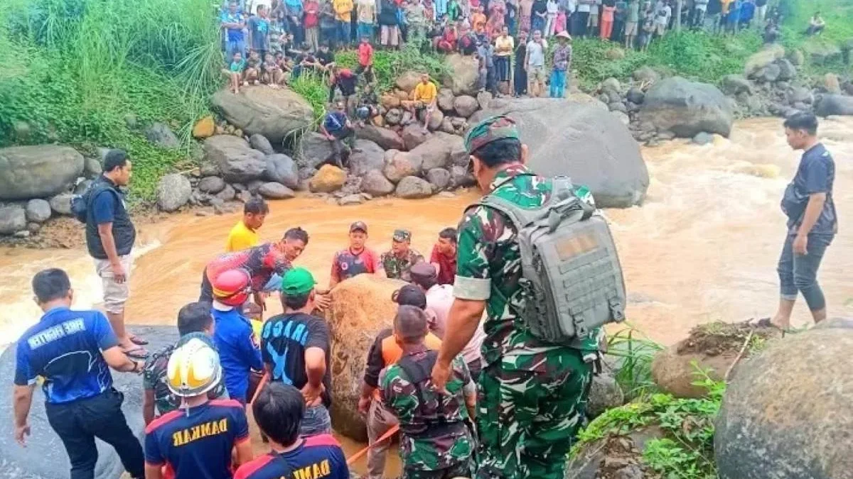 Pencari Rumput Tewas Tertimpa Batu Raksasa di Kali Petung, Batang