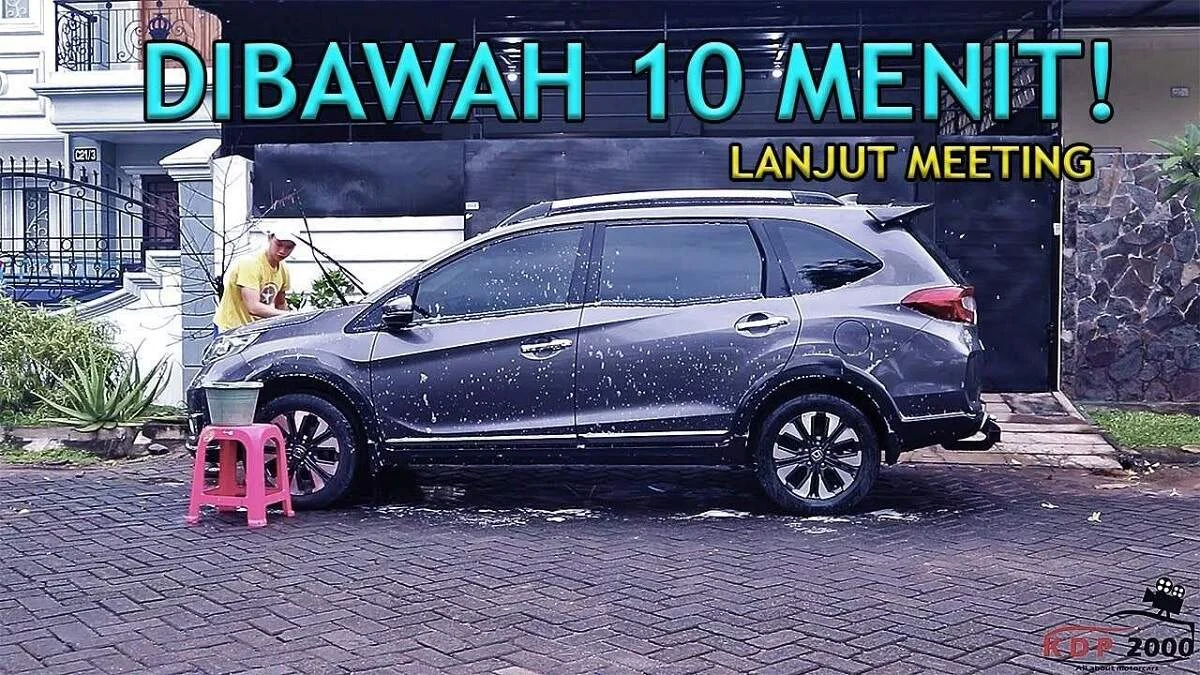 Rahasia Trik Ampuh Mencuci Mobil Secara Kilat di Musim Hujan