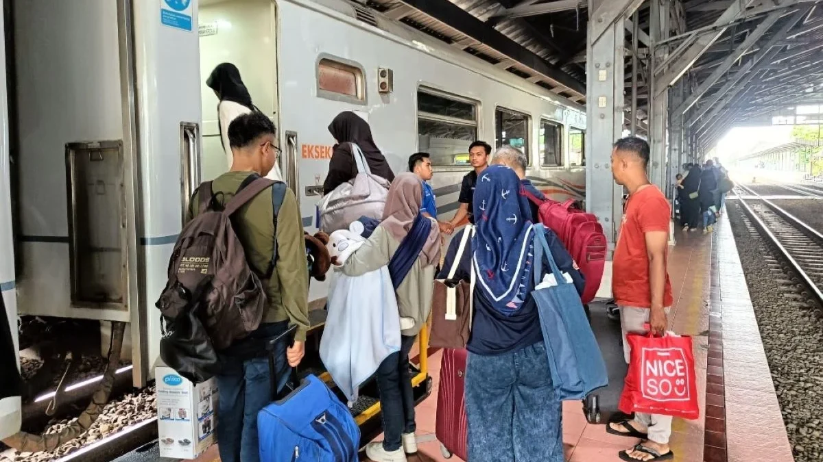 Stasiun Pekalongan Layani 85 Ribu Penumpang Selama Libur Nataru 2024/2025