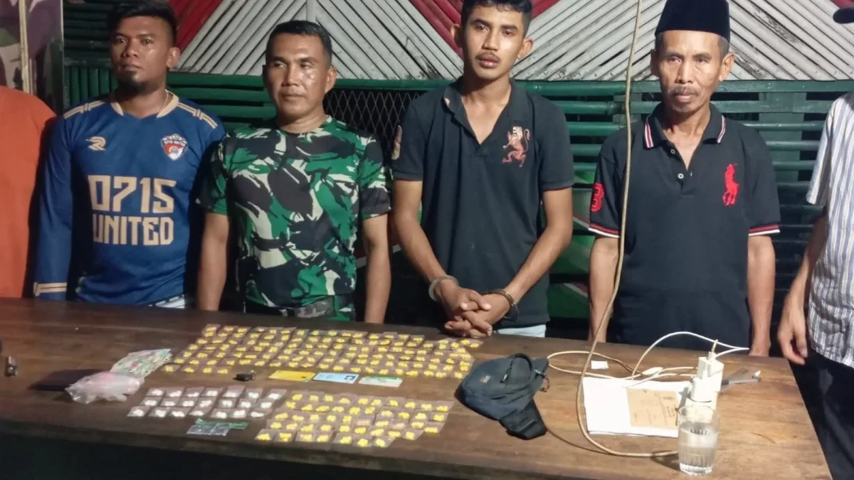 Babinsa Koramil Gemuh Gerebek Warung Aceh, Ratusan Obat Terlarang Diamankan