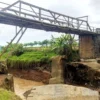 Jembatan Kali Petung Terancam Ambruk, Warga Satriyan Resah