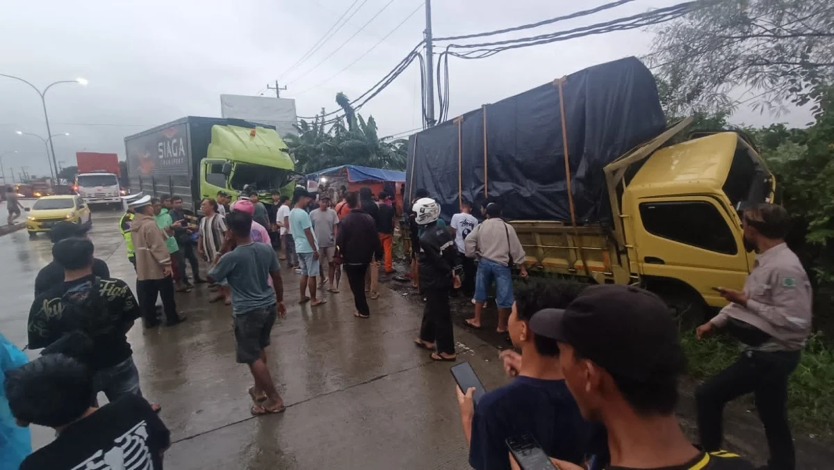 Kecelakaan Maut di Jalur Pantura Batang, Truk Tabrak Truk, Satu Orang Tewas di Tempat