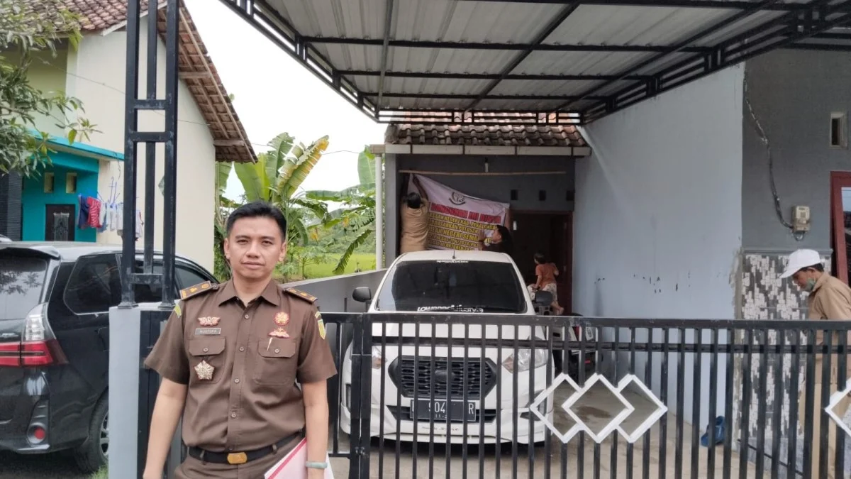 Kejari Pekalongan Sita Rumah Kades Coprayan Terpidana Korupsi Dana Desa