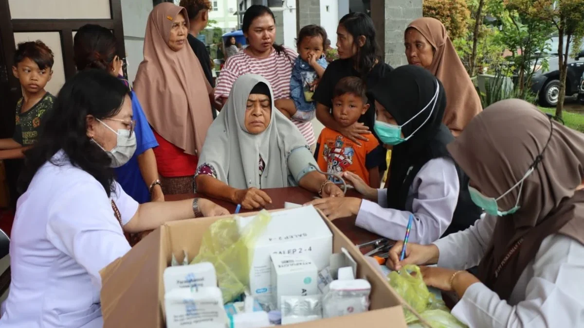   Layanan Kesehatan di Posko Pengungsian Pekalongan Barat Berlangsung Setiap Hari, Keluhan Didominasi Penyakit