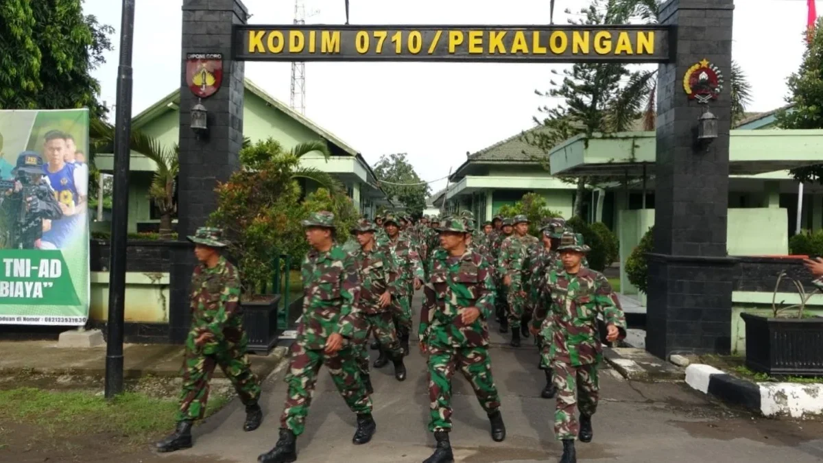 Tingkatkan Ketahanan Fisik, Prajurit Kodim Pekalongan Gelar Latihan Hanmars 10 Kilometer