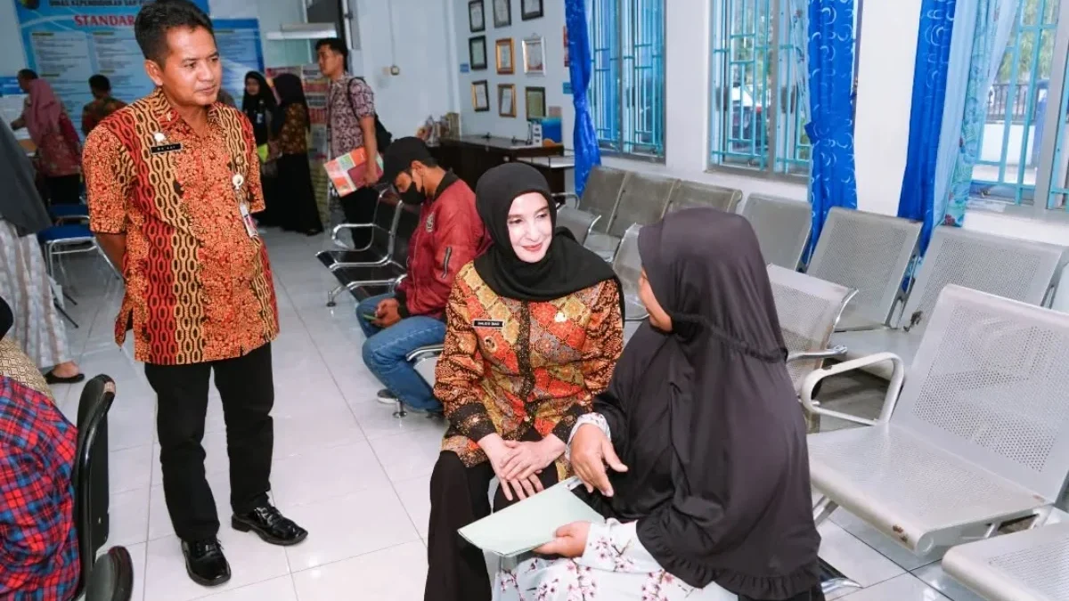 Cek Pelayanan Masyarakat, Wawalkot Hj Balgis Diab Lakukan Sidak ke Sejumlah OPD