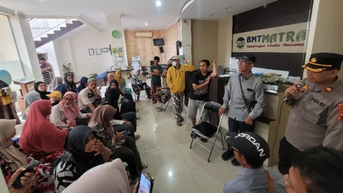 BMT Matra Pekalongan Digeruduk Nasabah, Tabungan Idulfitri Rp10 Miliar Belum Cair