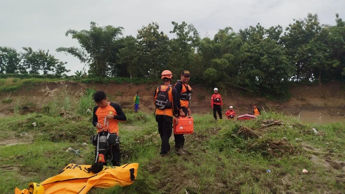 Dua Hari Pencarian, Warga Cepokomulyo yang Diduga Hanyut di Sungai Bodri Belum Ditemukan