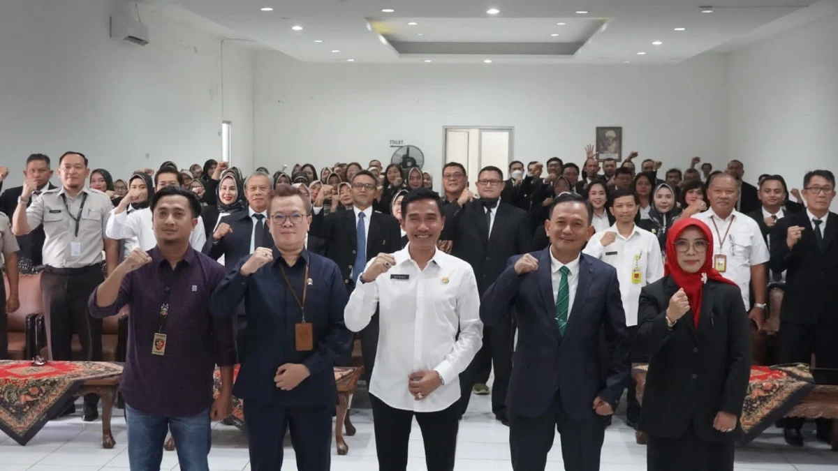 Pertumbuhan Ekonomi Pesat, Wabup Kendal Tekankan Pentingnya Peran Notaris dan PPAT