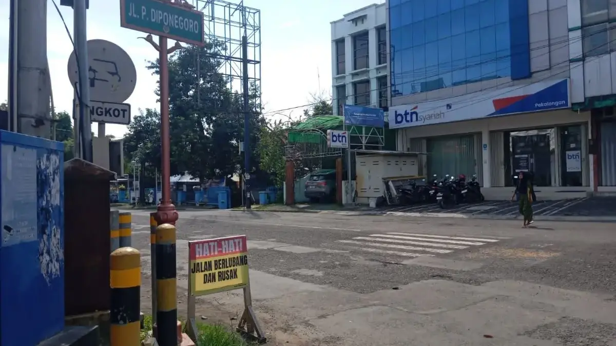 Peningkatan Jalan Imam Bonjol dan Diponegoro di Pekalongan Mulai Tahap Awal, Target Selesai dalam 90 Hari