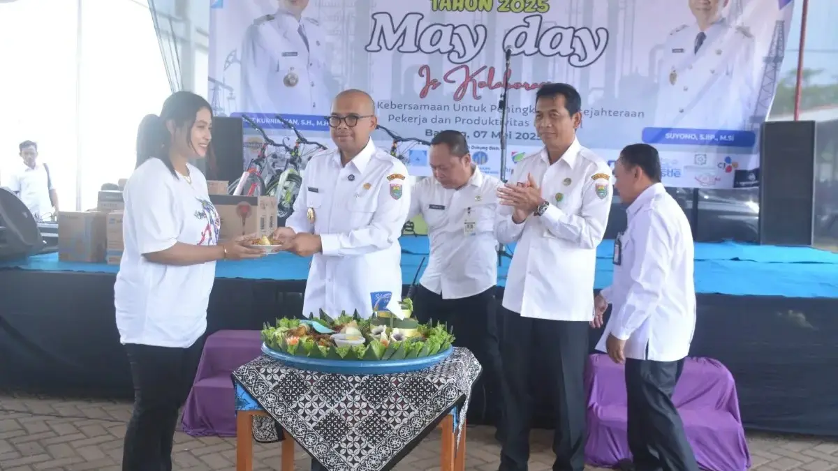 Batang Catat Hanya 20 Sengketa Industrial di 2024, Bupati Faiz Puji Harmoni Buruh dan Pengusaha  