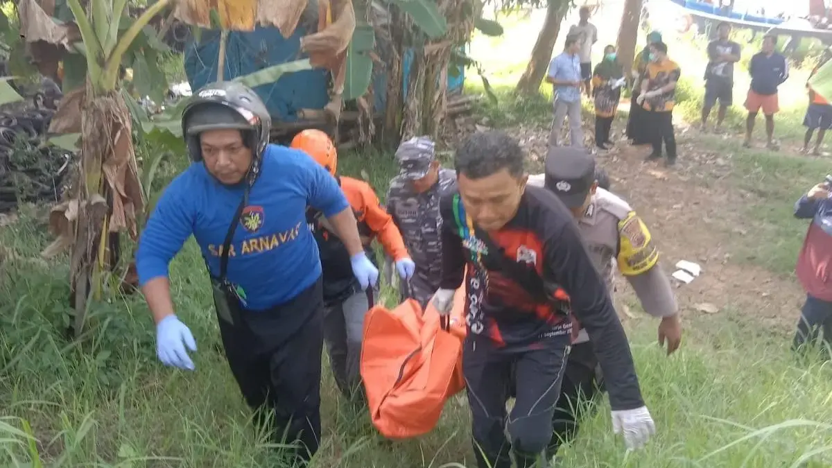 Jasad Bocah Tenggelam di Sungai Belo Ditemukan di Pantai Sikucing Kendal setelah 16 Jam Pencarian
