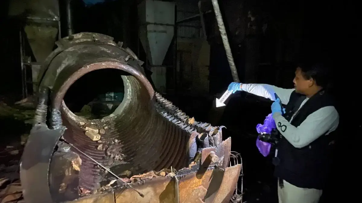 Pabrik Triplek di Pekalongan Terbakar Hebat, Diduga Akibat Percikan Las