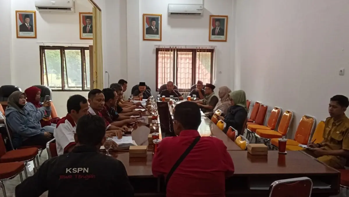 Pekerja PT Kabana Tagih Hak dan Pesangon Usai Pabrik Dilelang dan Dipailitkan