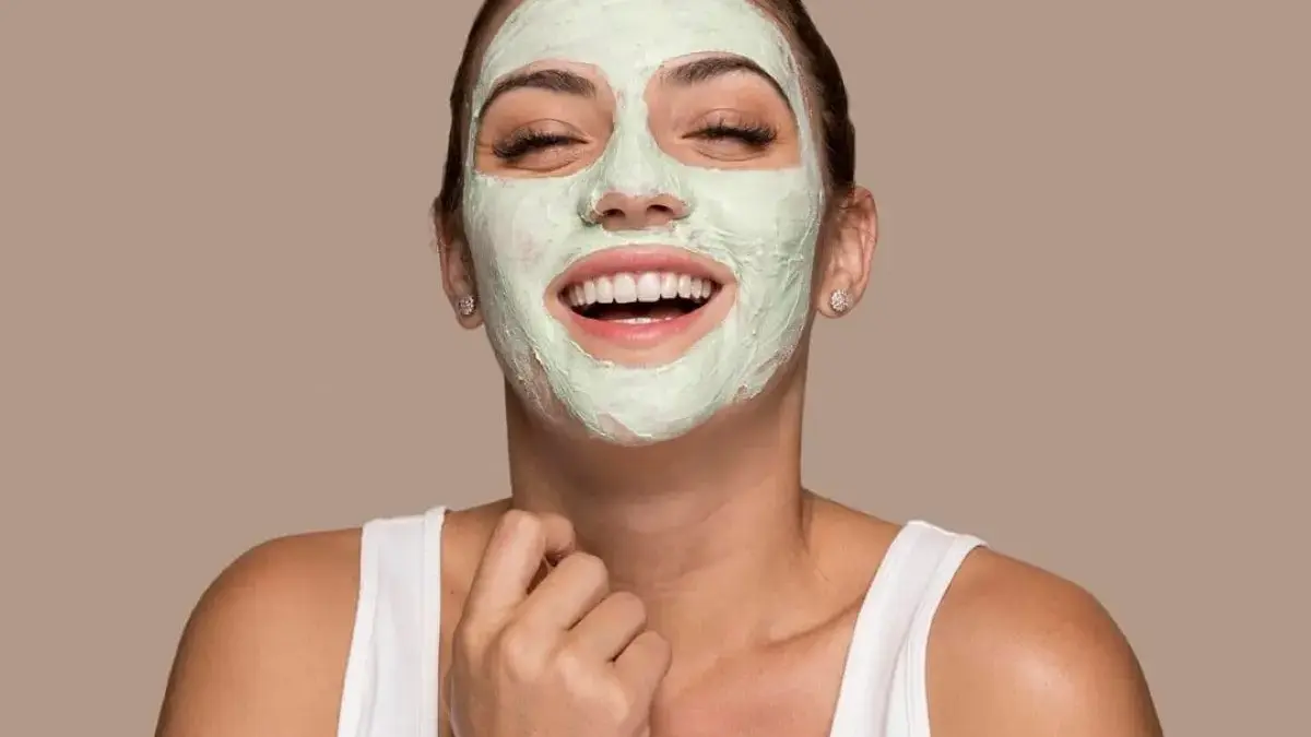 3 Cara Mengelupas Flek Hitam dengan Masker Alpukat yang Ampuh, Cocok untuk Usia 40 Tahun Ke Atas