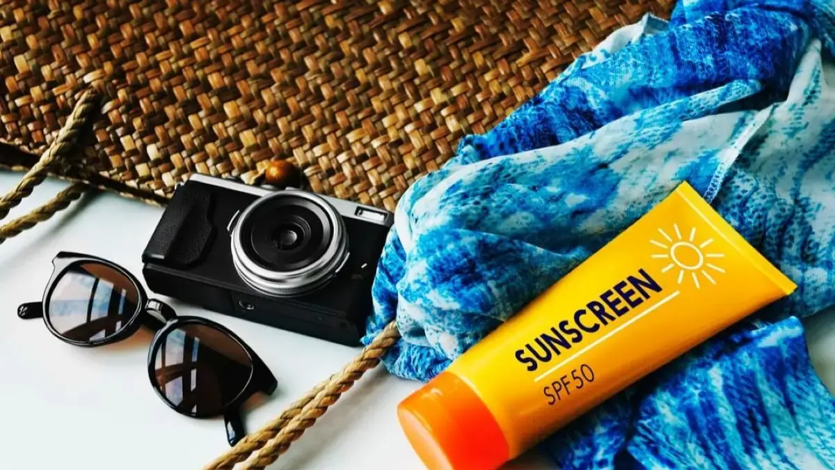 3 Sunscreen Khusus Penghilang Flek Hitam Usia 40 Tahun Ke Atas, Bikin Kulit Glowing Bebas Penuaan