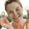 3 Tutorial Membuat Masker Timun untuk Mengecilkan Pori-Pori, Wajah Langsung Mulus dan Glowing!