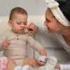 Cara Alami Memutihkan Kulit Bayi yang Hitam Setelah Lahir