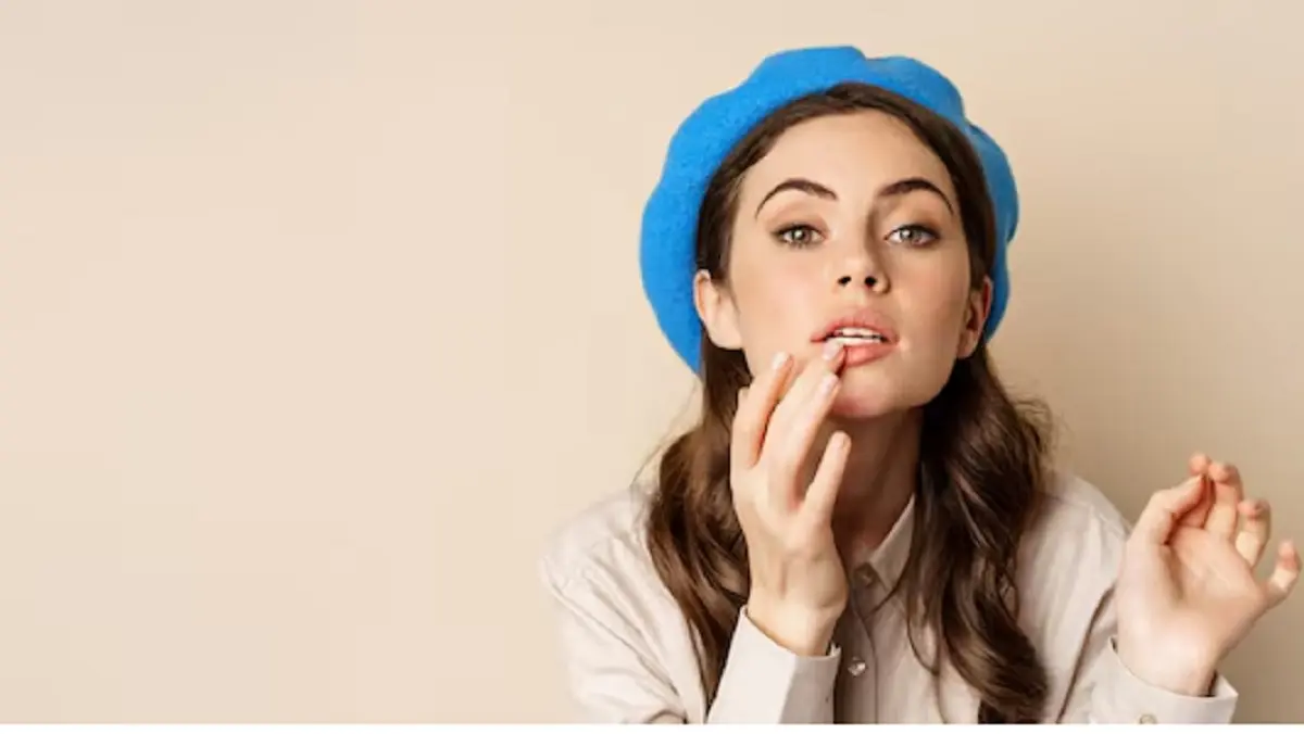 Cara Eksfoliasi Bibir yang Aman agar Lebih Cerah, Lembut dan Sehat Alami