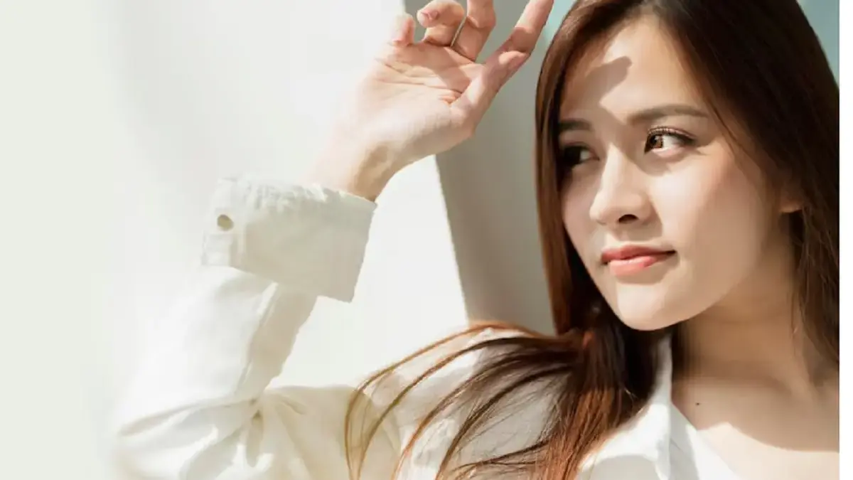 Cara Kilat Tampil Glowing dengan Glass Skin ala Korea