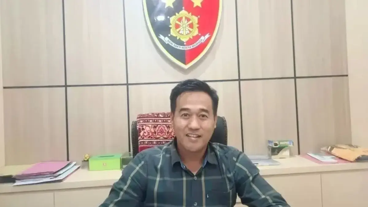 Geger! Kades Sidorejo Batang Ditangkap Polisi Saat Main Judi di Pos Ronda!