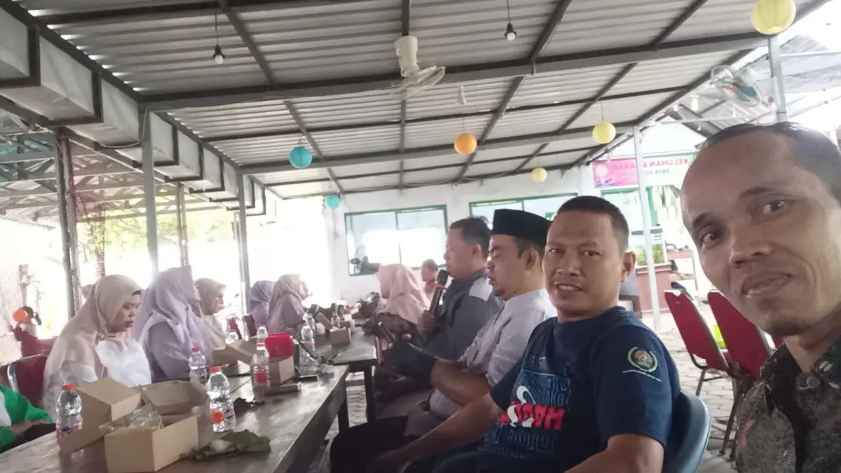 Alumni STAIN Pekalongan 1998 Gelar Halal Bihalal dan Doakan Sahabat serta Dosen yang Telah Tiada