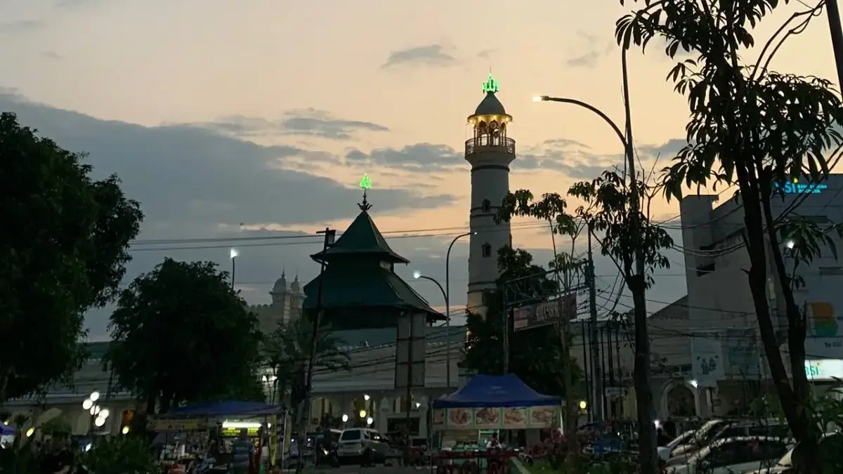 Masjid Terbesar di Pekalongan Megahnya Simbol Spiritualitas Kota Batik