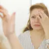 Ilustrasi rekomendasi moisturizer anti aging terbaik.