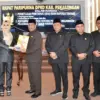 Sah! Bupati & DPRD Pekalongan Setujui Perda Reklame dan Usaha Mikro, Dorong Penataan Kota & Ekonomi Lokal!