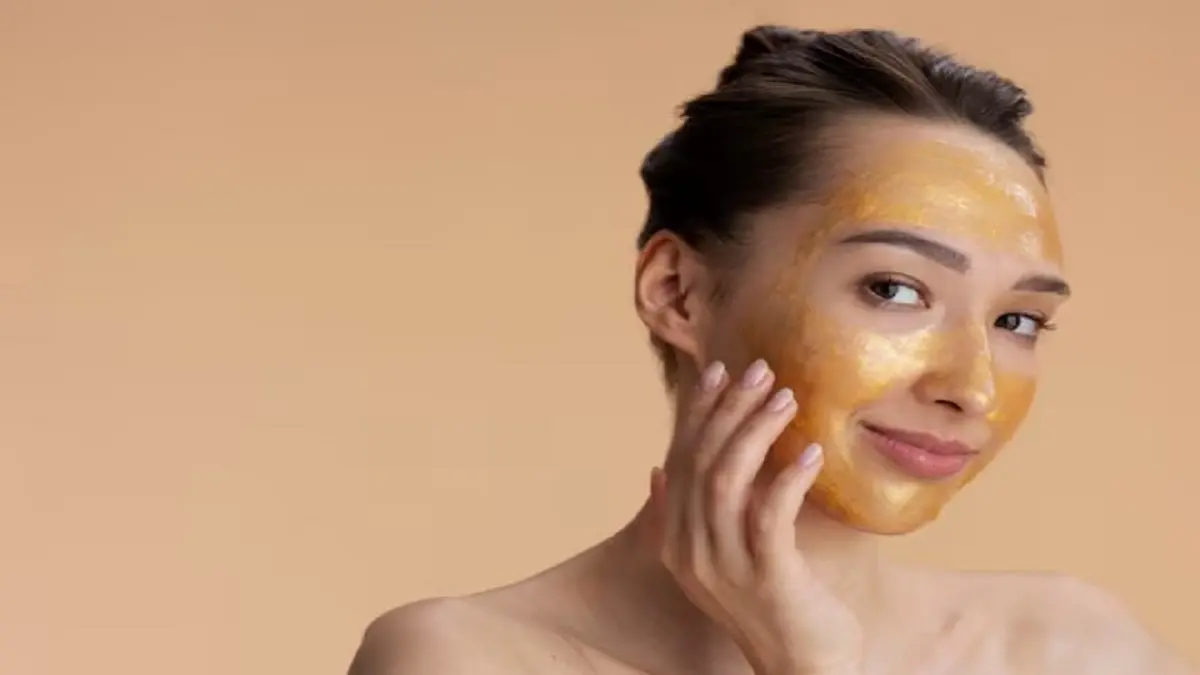 Manfaat Masker Kunyit untuk Wajah Cerah Alami