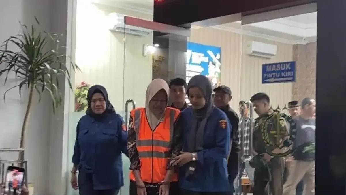 BREAKING! Sekdes Kertosari Kendal Ditahan Susul Kades: Tersangka Korupsi Dana Desa Rp 530 Juta!