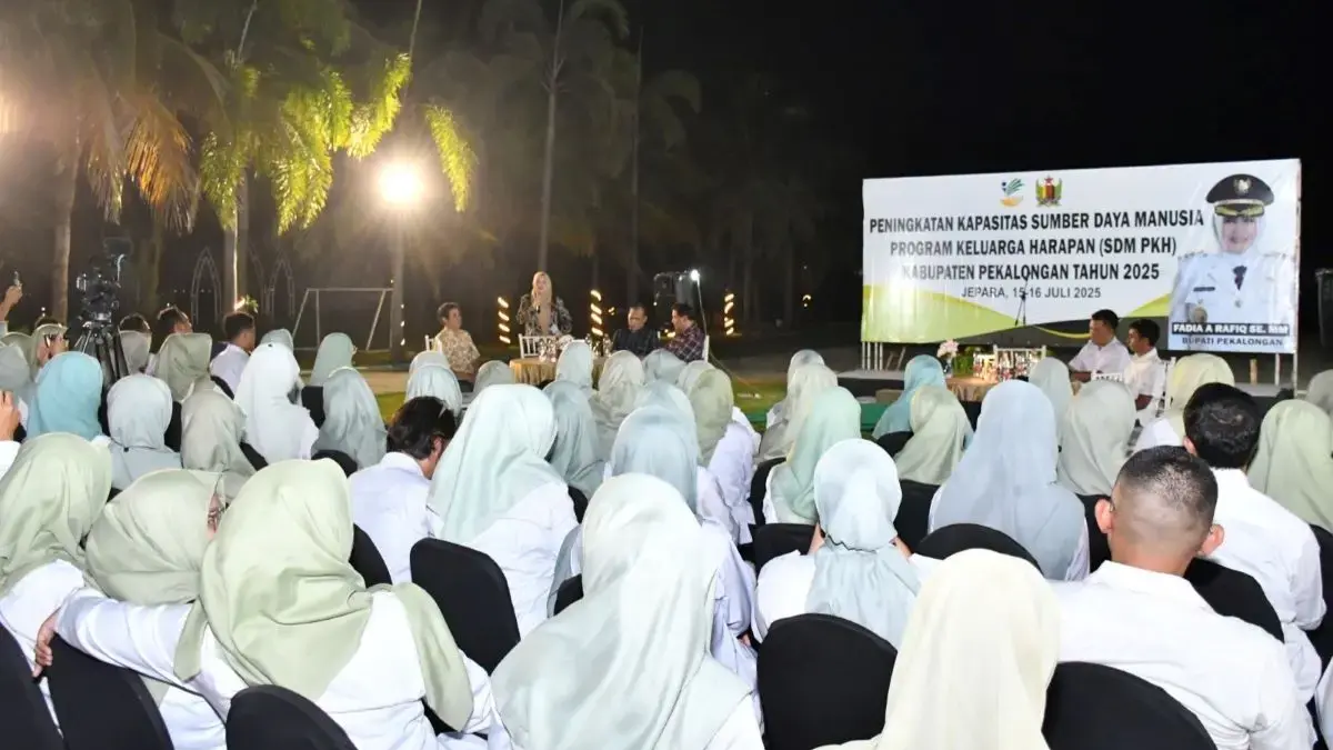 Bupati Fadia Minta Pendamping PKH Pekalongan Perbarui Data Warga Tidak Mampu Demi Akurasi Bantuan!