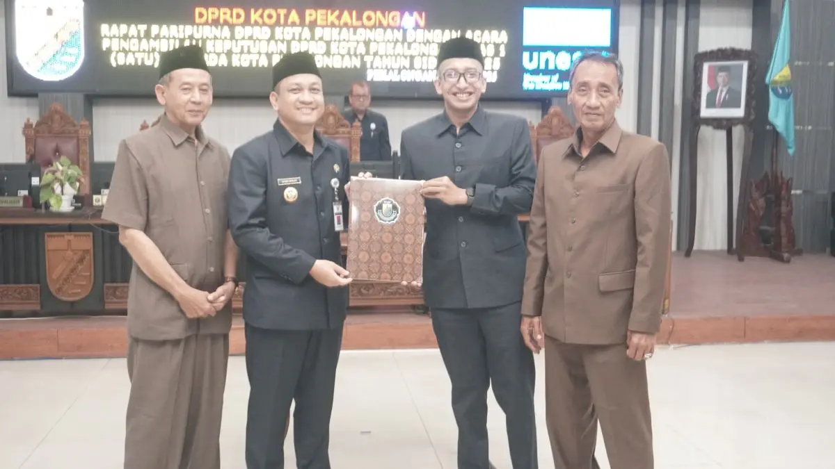 DPRD Pekalongan Setujui RPJMD 2025-2029: Dorong Infrastruktur Kunci & Solusi Sampah!    