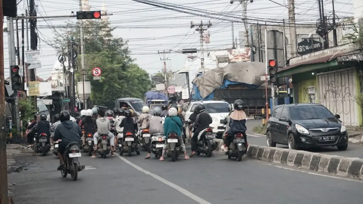 Dishub Pekalongan Uji Coba 3 Fase Lampu Lalu Lintas di Simpang Grogolan-Posis: Atasi Kemacetan!