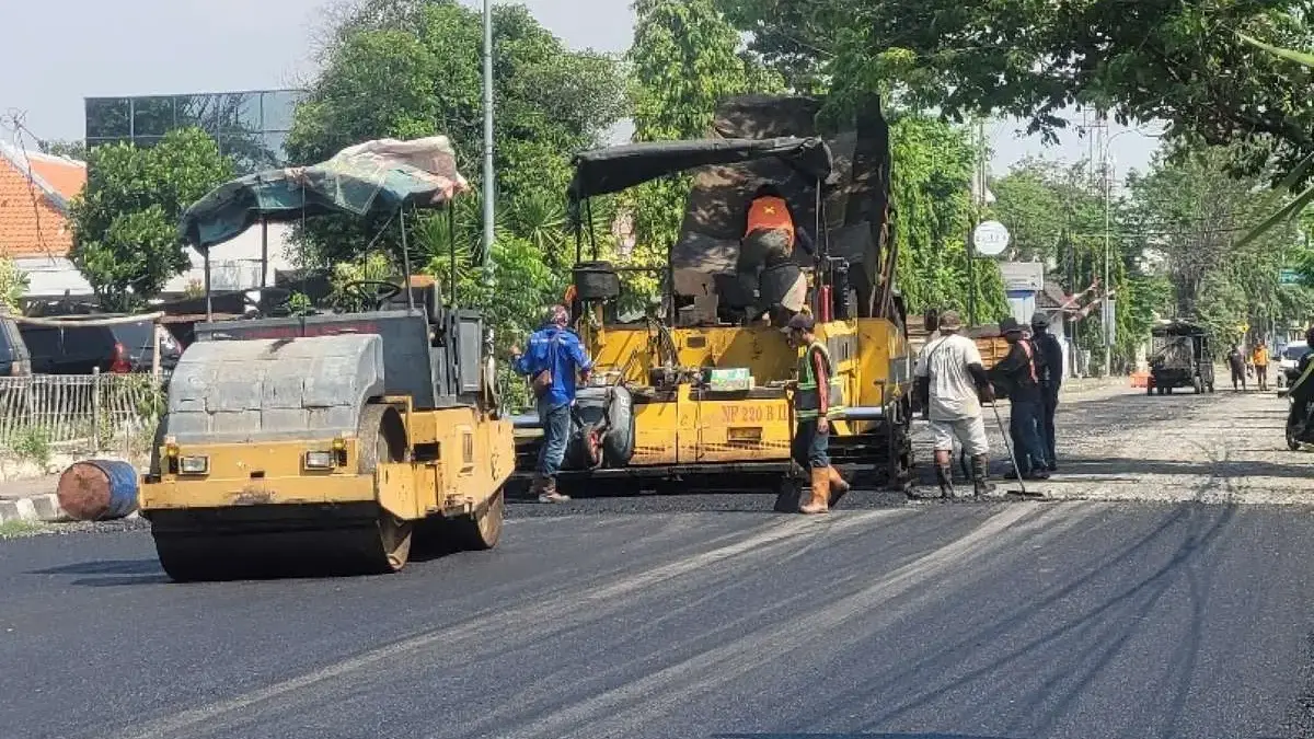 Jalan Imam Bonjol & Diponegoro Pekalongan Dikebut: Ditargetkan Rampung Pekan Ketiga Juli 2025!  