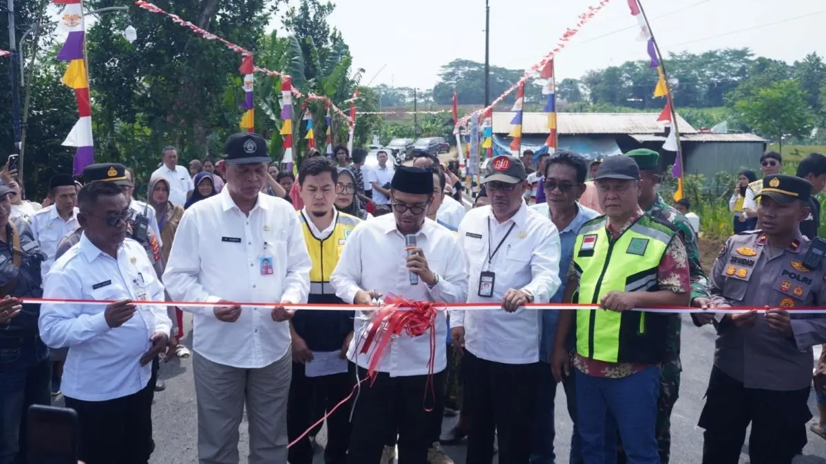 Jembatan Lawangaji Batang Rampung 97 Hari, Lebih Cepat dari Target 180 Hari!
