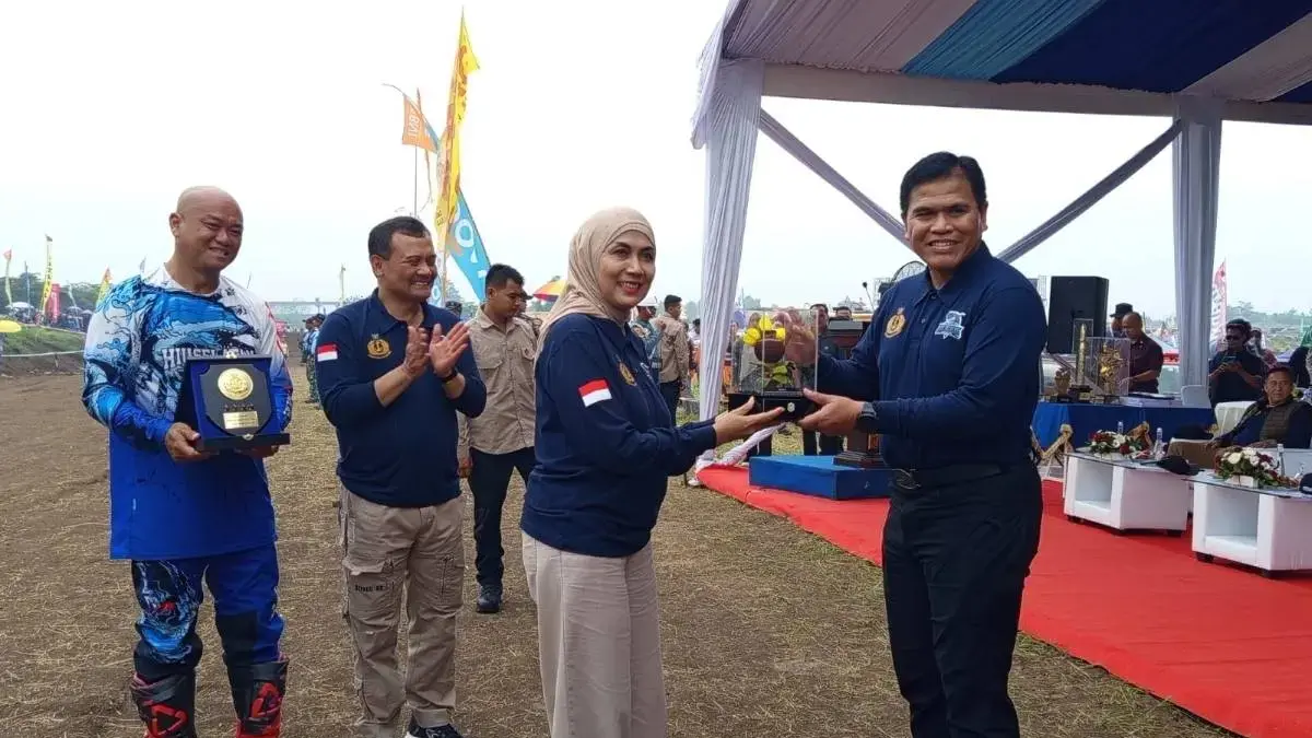 KSAL Cup Enduro Hiu Selatan di Kendal Sabet Pujian Dunia Raider Kendal Sabet \"Raja Tanjakan\"!