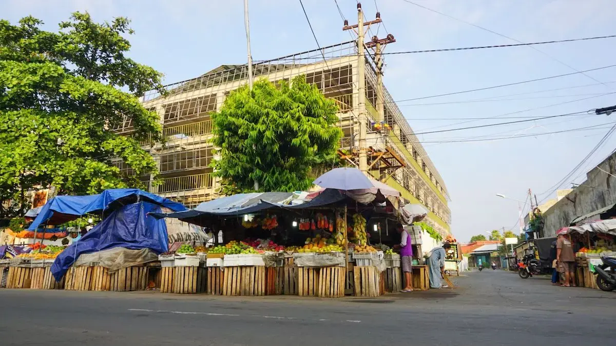 Menjelajahi Pasar Ikonik di Pekalongan: Pesona Tradisional Tiga Pusat Perdagangan Legendaris