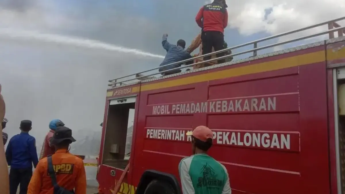 Pemkot Pekalongan Komitmen Tingkatkan Sarpras Damkar, Siapkan Peralatan Lengkap untuk Penanganan Darurat!