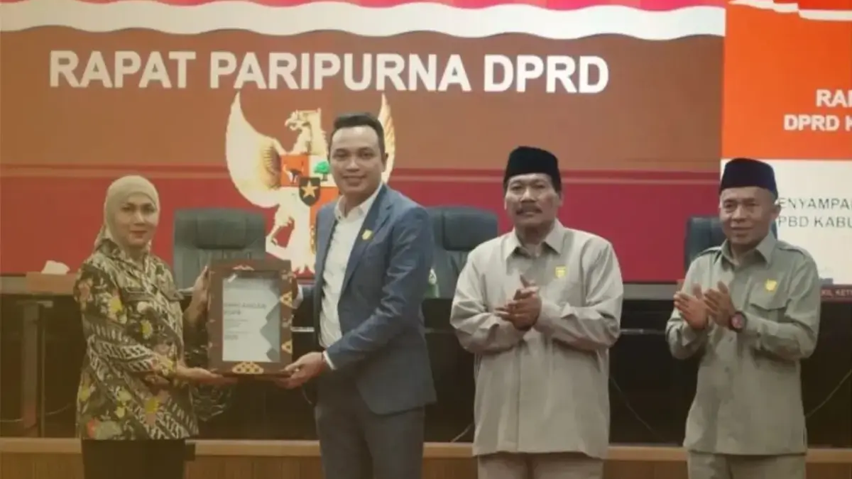 Perubahan APBD Kendal 2025: Pendapatan Naik, Belanja Turun Tipis, Bupati Optimis Pembangunan Berlanjut!