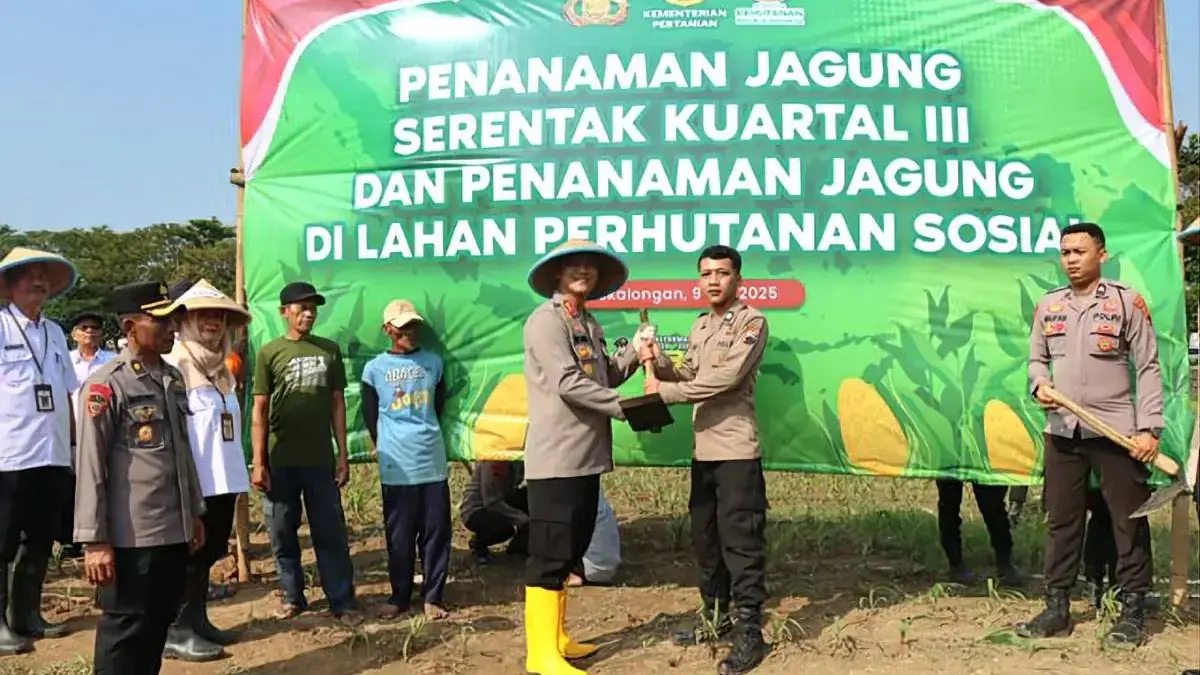 Polres Pekalongan Kota Kembali Tanam Jagung, Dukung Ketahanan Pangan & Asta Cita Presiden!