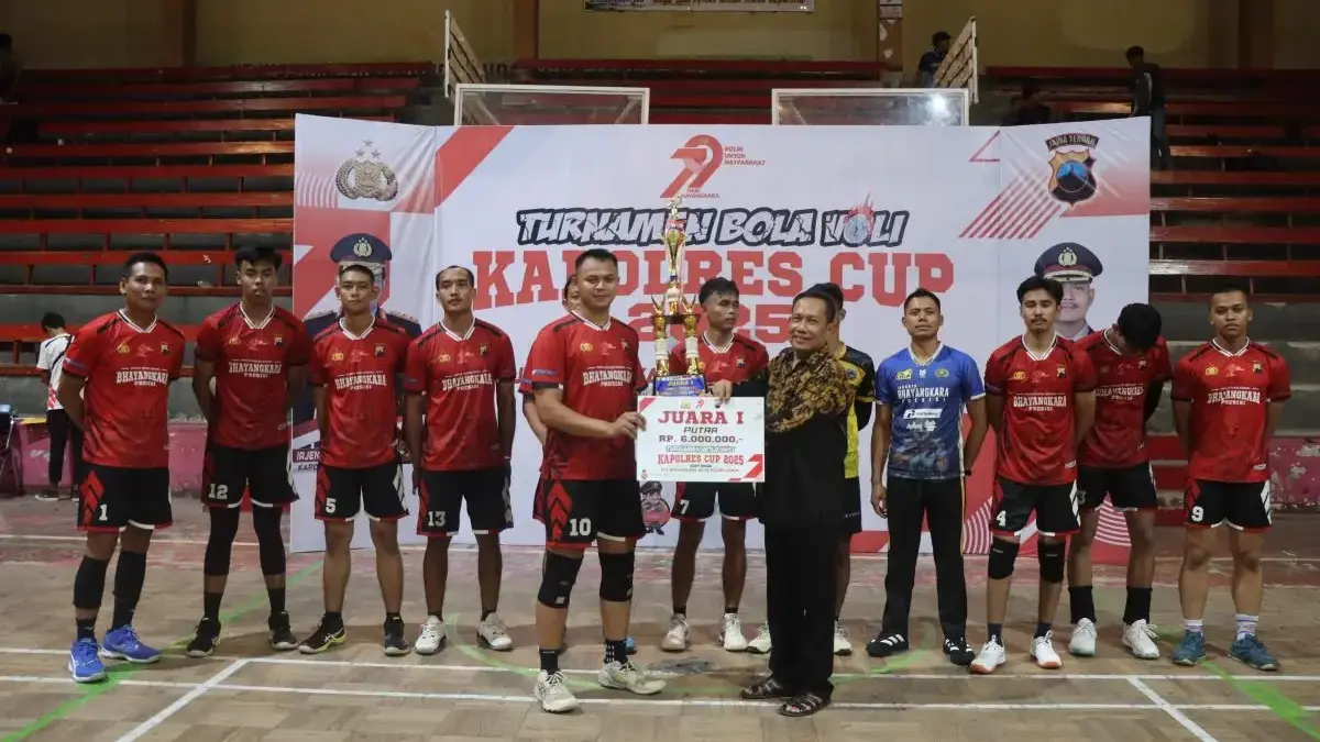 Tim Berlian & Popsivo Juara Kapolres Kendal Cup 2025: Turnamen Voli Meriahkan HUT Bhayangkara ke-79!