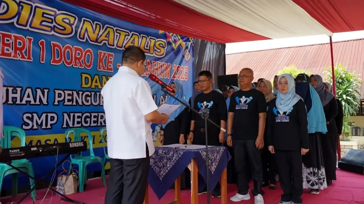 Diesnatalis ke-45 SMPN 1 Doro, Pengurus Ikatan Alumni Dikukuhkan, Wabup Ajak Alumni Motivasi Siswa!