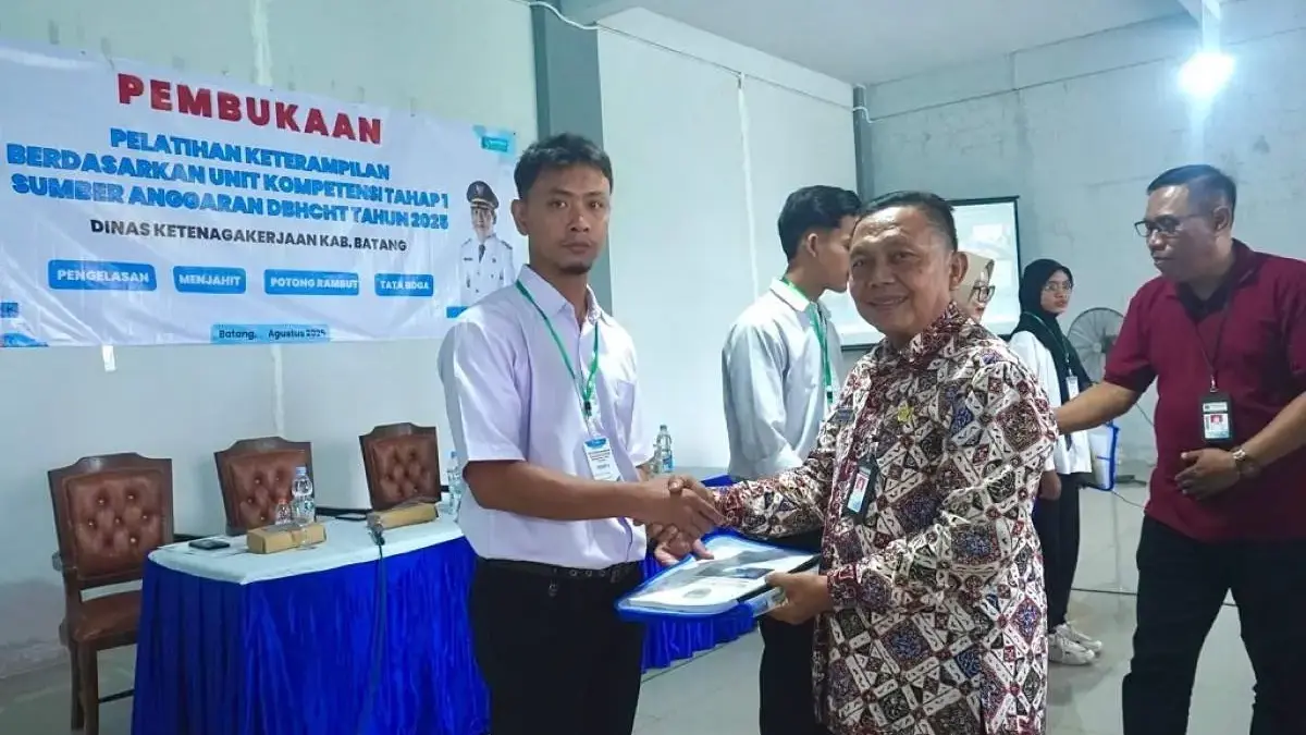 Disnaker Batang Gelar Pelatihan DBHCHT 2025, Tekankan Soft Skill untuk Daya Saing!