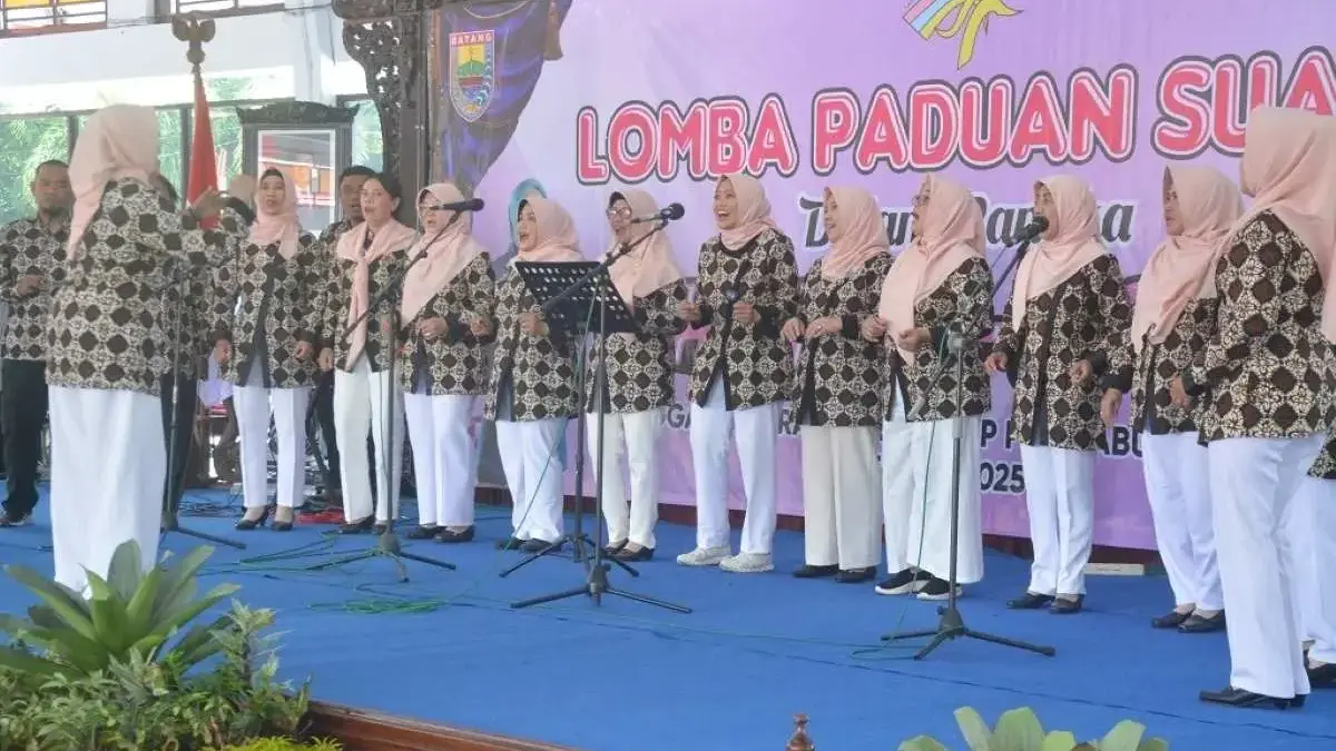 Limpung Juara Lomba Paduan Suara HUT RI PKK Batang, Tampilkan Gundul-Gundul Pacul & Lir Ilir!