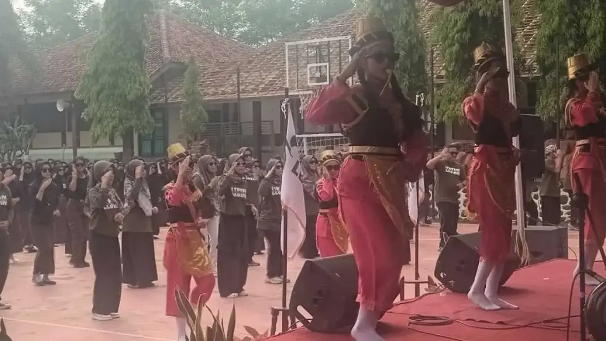 Menarikan Kolosal Tari Babalu, Mengapresiasi Khazanah Budaya Lokal