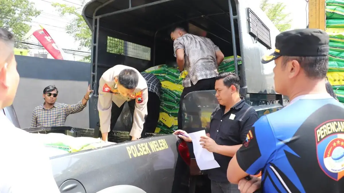 Polres & Bulog Kendal Gelar GPM, Salurkan 100 Ton Beras Murah Stabilkan Harga Pangan!