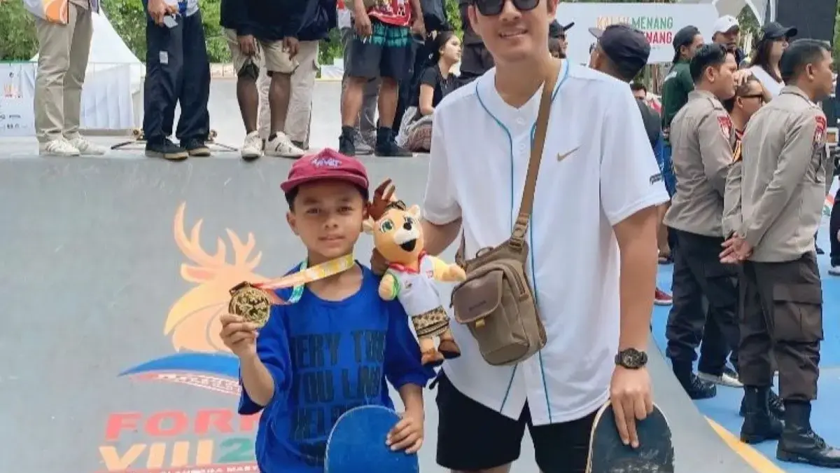 Skater Cilik Batang Raih Emas di FORNAS 2025, Jafin Jadi Bukti Prestasi di Tengah Minimnya Sarana!