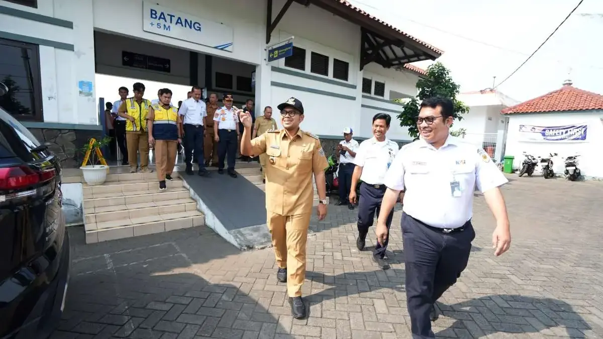 Stasiun Batang Naik Kelas! PT KAI Siapkan Renovasi & Tambah Layanan Commuter Line ke KITB!