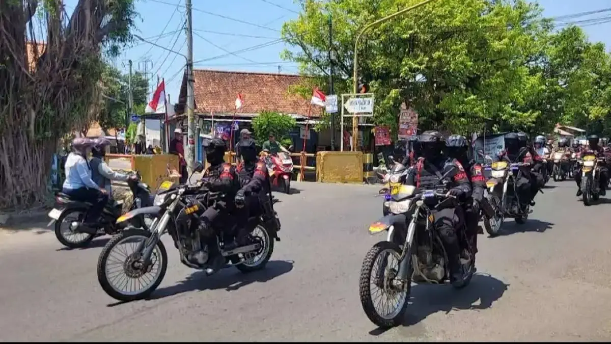 Antisipasi Ricuh Lanjutan, Aparat Gabungan Pekalongan Gelar Patroli Siang Malam!